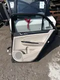BYD · Pintu belakang kanan 4