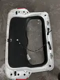Baojun 560 · Tapa del maletero · abollado 3