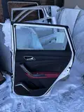 Leopaard cs9 · Pintu belakang kanan 4