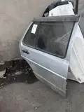 باب خلفي أيمن · Jetta · طراز قديم 2