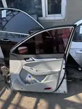 باب أمامي أيمن · Emgrand 3