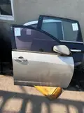 باب أمامي أيمن · Emgrand 4
