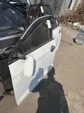 Jetta · Porta dianteira esquerda 3