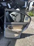 伊兰特右后门有凹陷 5