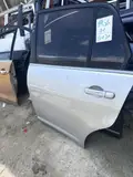 Tiida · Pintu belakang kiri 2